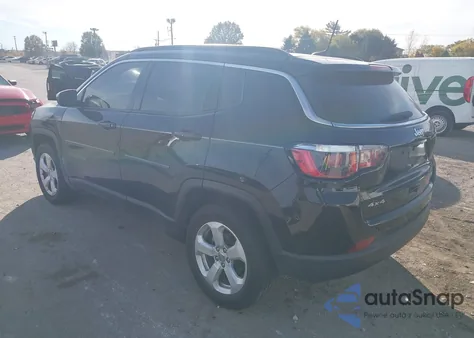 2019 Jeep Compass Latitude 4X4 из США, поврежденный, VIN 3C4NJDBB6KT840377